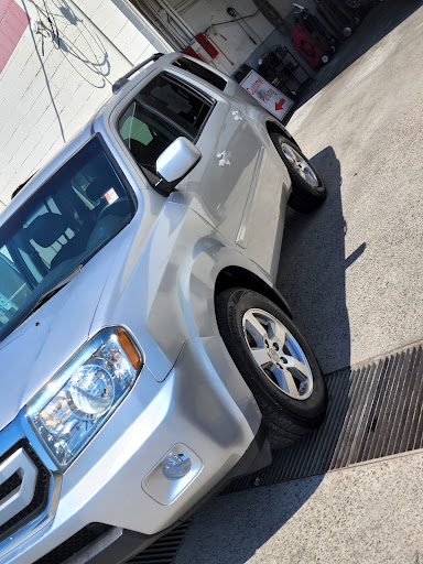 Used Car Dealer «Vancouver Car Company», reviews and photos, 9333 NE Hwy 99, Vancouver, WA 98665, USA