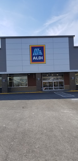 Supermarket «ALDI», reviews and photos, 50 Racetrack Rd, East Brunswick, NJ 08816, USA