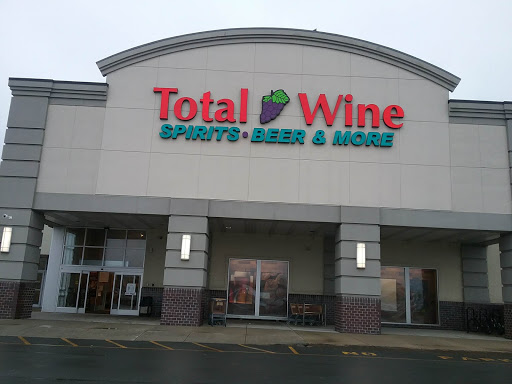 Shopping Mall «Liberty Tree Mall», reviews and photos, 100 Independence Way, Danvers, MA 01923, USA