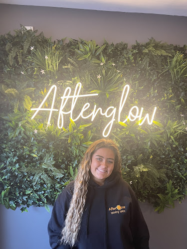 Comments and reviews of Afterglow Tanning Salon