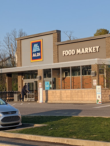 Supermarket «ALDI», reviews and photos, 3013 Washington Pike, Bridgeville, PA 15017, USA