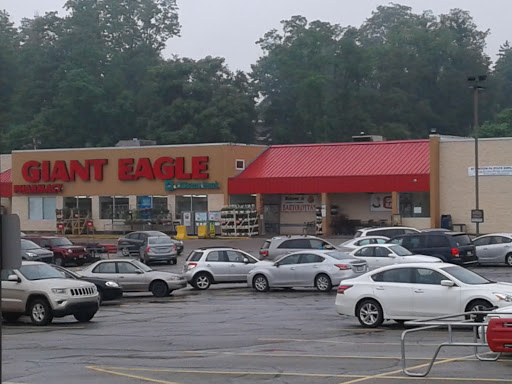 Supermarket «Giant Eagle Supermarket», reviews and photos, 1300 Country Club Rd, Monongahela, PA 15063, USA