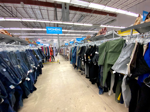 Thrift Store «Goodwill Central Texas - Oak Hill Store», reviews and photos