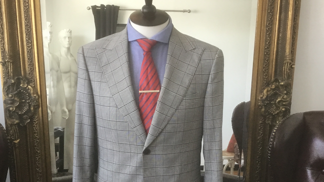 SARTOR, Made to Measure, Tailor Made, Custom Made suits & shirts