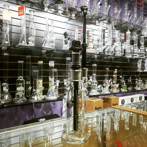 Vaporizer Store «Smoke Spot Smoke Shop», reviews and photos, 24424 Hawthorne Blvd, Torrance, CA 90505, USA