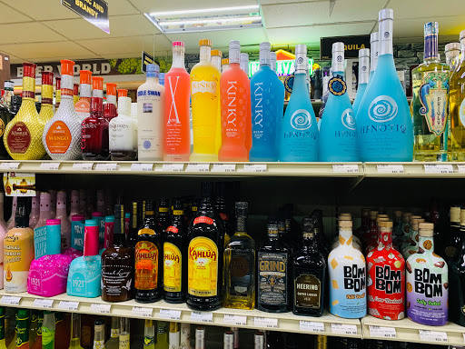 Liquor Store «Liquor World», reviews and photos, 136 Berlin Rd, Cromwell, CT 06416, USA