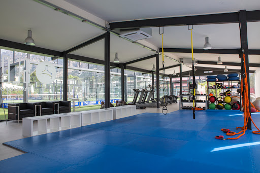 SLAM Club deportivo - Pàdel Collbató en Collbató, Barcelona