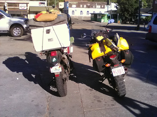 Grocery Store «Rays Food Place», reviews and photos, 875 Redwood Dr, Garberville, CA 95542, USA