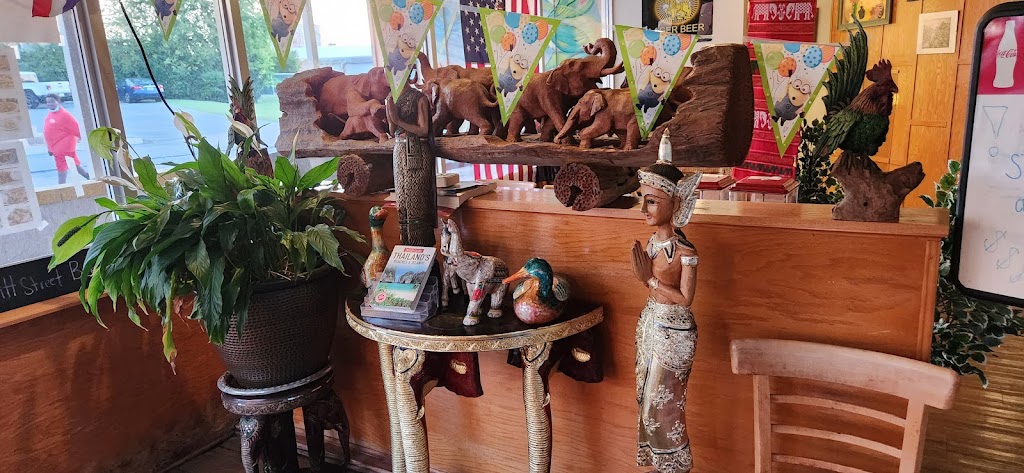 Bangkok Restaurant 27834