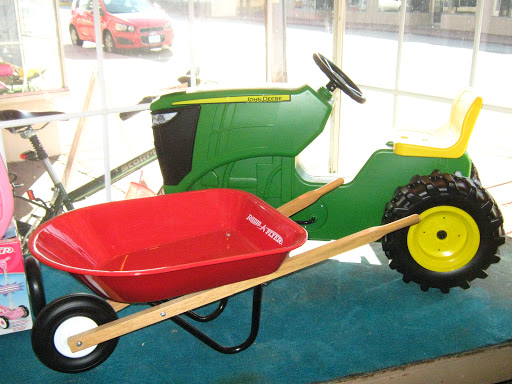 Hardware Store «Overland Hardware Co», reviews and photos, 2520 Woodson Rd, Overland, MO 63114, USA