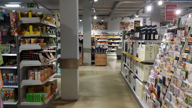 Kommentare und Rezensionen über Coop Supermarkt Zürich Seefeld