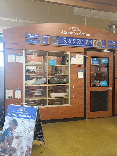 Pet Supply Store «PetSmart», reviews and photos, 2730 Pacific Coast Hwy, Torrance, CA 90505, USA