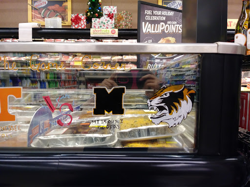 Supermarket «Food City», reviews and photos, 1317 Virginia Ave, Bristol, TN 37620, USA