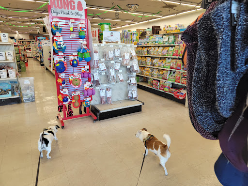 Pet Supply Store «Concord Pet Foods & Supplies», reviews and photos, 19287 Miller Rd, Rehoboth Beach, DE 19971, USA