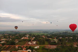 Balloon ride image