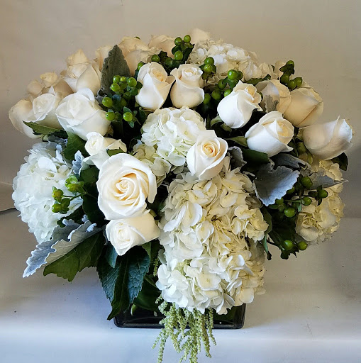 Florist «Louis Gardens Florist», reviews and photos, 1251 S Beach Blvd q, La Habra, CA 90631, USA