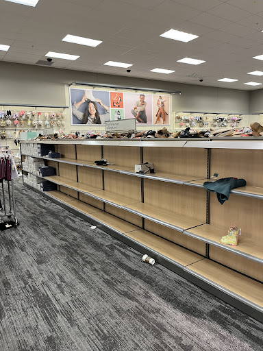 Department Store «Target», reviews and photos, 803 Industrial Blvd, Smyrna, TN 37167, USA