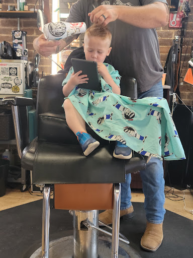 Barber Shop «Woodsviking Barbershop», reviews and photos, 15 S Public Square, Murfreesboro, TN 37130, USA