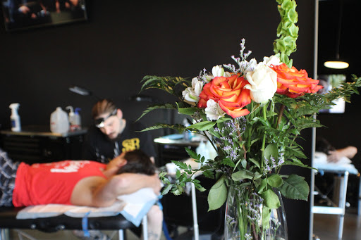 Tattoo Shop «Faces in the Dark Tattoo», reviews and photos, 121 Hall Professional Center, Kyle, TX 78640, USA