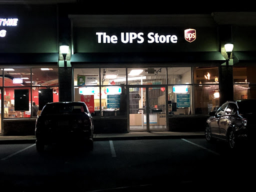 Shipping and Mailing Service «The UPS Store», reviews and photos, 458 Elizabeth Ave #5, Somerset, NJ 08873, USA
