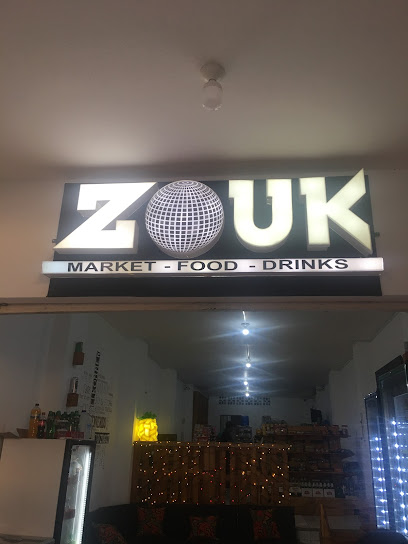 Zouk Market-Food-Drinks - Alejo Lascano 116, Puerto López, Ecuador