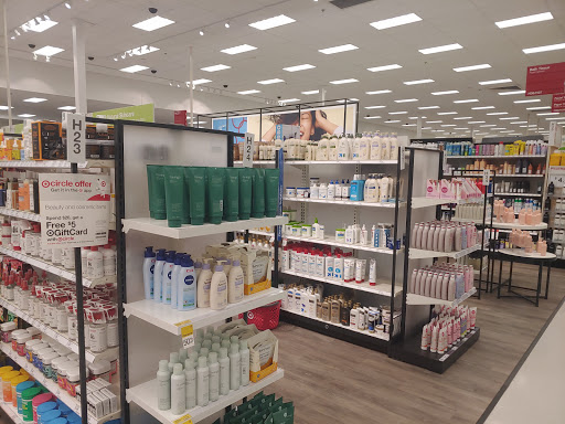 Department Store «Target», reviews and photos, 2209 Howard St, Evanston, IL 60202, USA