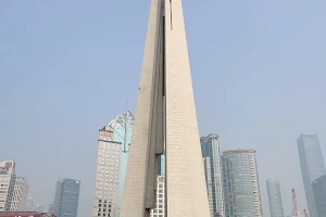 上海市人民英雄纪念塔 image