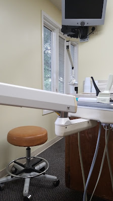 Dr. R. Bruce Sansom D.M.D. 4001 Carmichael Rd #205, Montgomery, AL 36106, United States