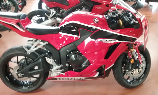 Motor Vehicle Dealer «D & S Kawasaki Honda», reviews and photos, 3636 S Cooper St, Arlington, TX 76015, USA