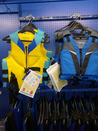 Marine Supply Store «West Marine», reviews and photos, 17641 Biscayne Blvd, Aventura, FL 33160, USA