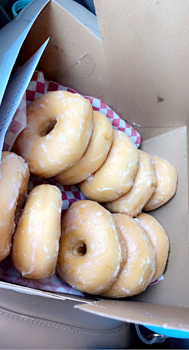 Donut Shop «Doughnut Shop», reviews and photos, 1602 S Madison St, Whiteville, NC 28472, USA