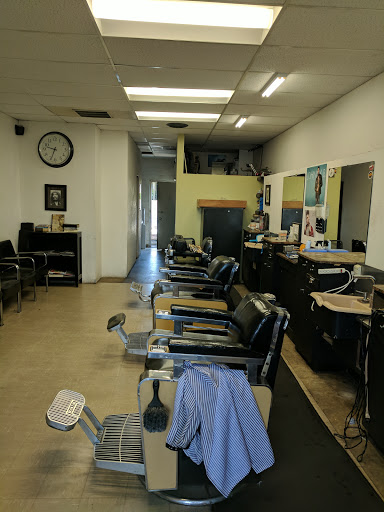 Barber Shop «Towne Barber Shop», reviews and photos, 1338 N Towne Ave, Claremont, CA 91711, USA