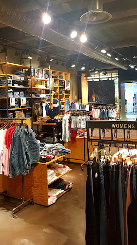 Magasin de vêtements Levi's® Clermont Carre Jaude Clermont-Ferrand