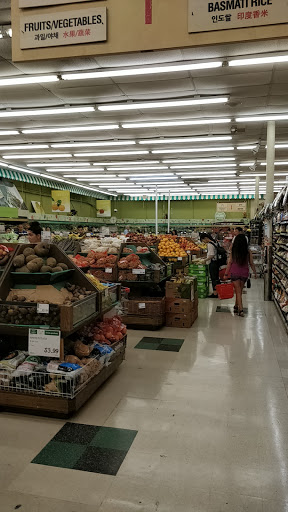 Korean Grocery Store «H Mart», reviews and photos, 8103 Lee Hwy, Falls Church, VA 22042, USA