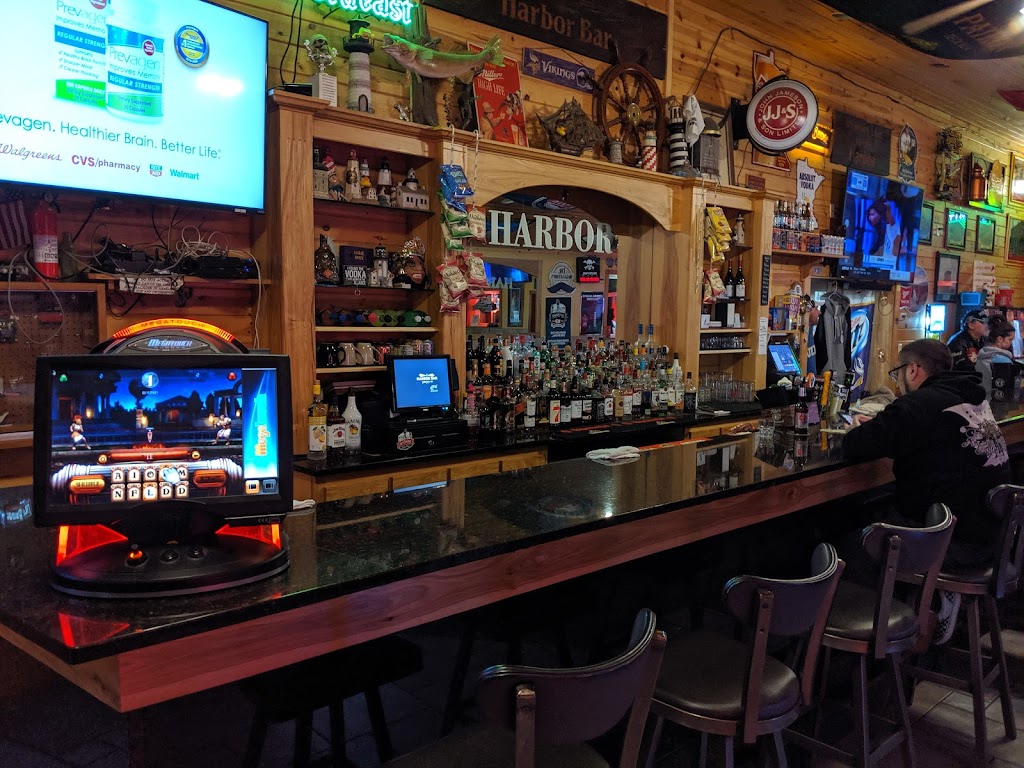 The Harbor Bar 55082