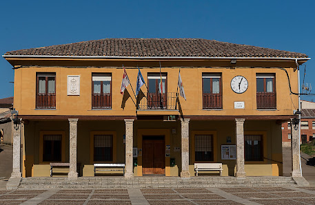 Ayuntamiento de Grajal de Campos s/n, C. Mayor, 24340 Grajal de Campos, León, España