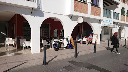 Cafe Bar Pueblo Sol - C. Pepa Guerra Valdenebro, 6, 29631 Benalmádena, Málaga, Spain