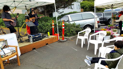 Grocery Store «Theresa Family Market», reviews and photos, 1170 S Hemlock St, Cannon Beach, OR 97110, USA