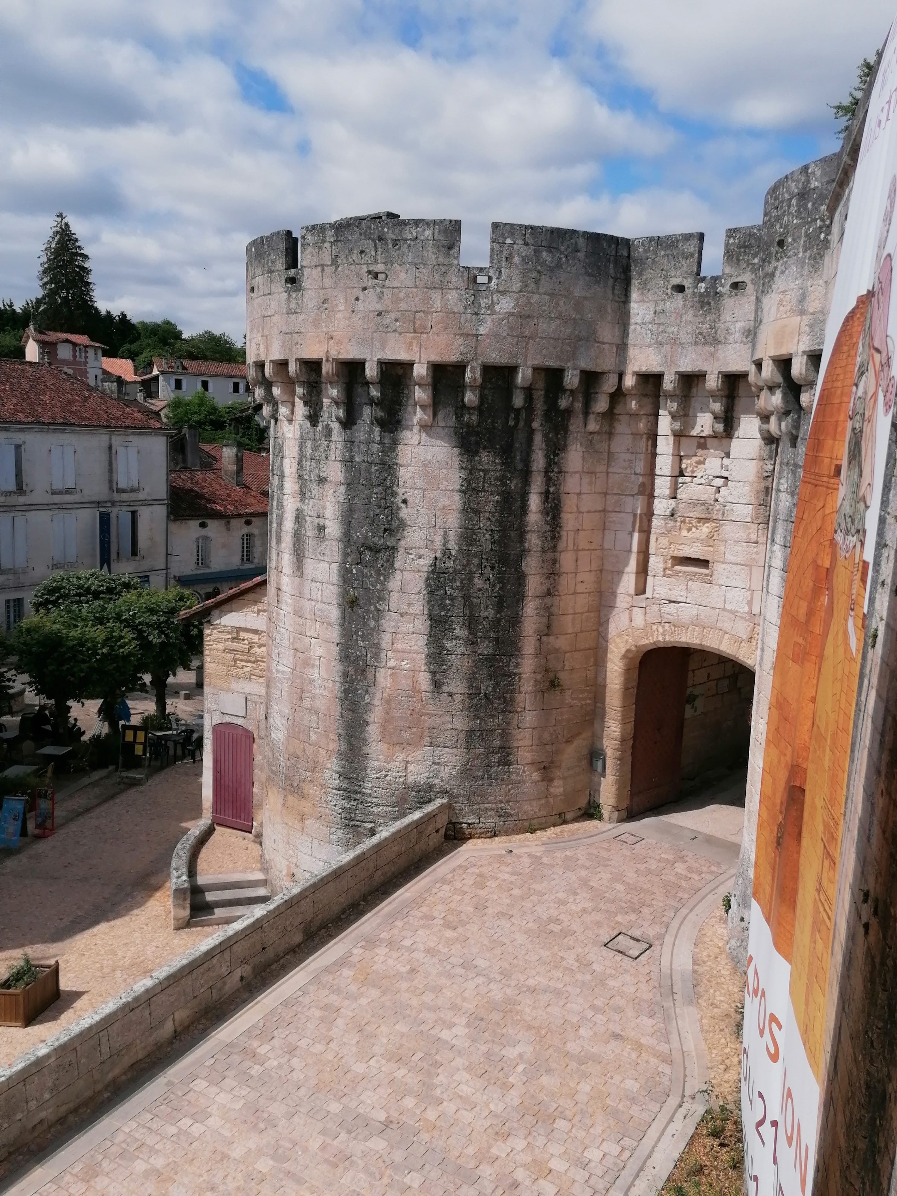 Photo n° 11 de l'avis de Yamina.o fait le 28/05/2022 à 14:46