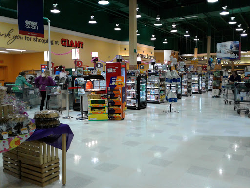 Grocery Store «Giant Food Stores», reviews and photos, 1055 Bustleton Pike, Feasterville-Trevose, PA 19053, USA