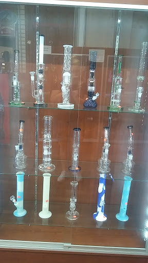 Tobacco Shop «The Smoke Shop of Mt. Morris», reviews and photos, 8005 N Dort Hwy, Mt Morris, MI 48458, USA