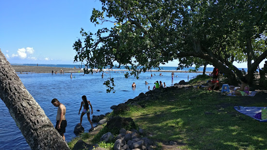Taharuu Beach