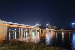 Ayang Bridge image