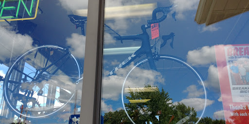 Bicycle Repair Shop «Breakaway Bicycles & Fitness», reviews and photos, 215 N Ferry St, Grand Haven, MI 49417, USA