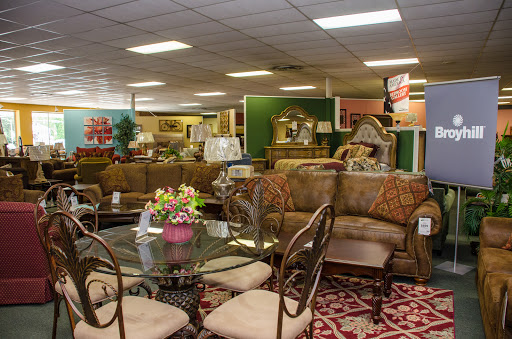 Furniture Store «Roberts Furniture & Mattress», reviews and photos, 465 Denbigh Blvd, Newport News, VA 23608, USA