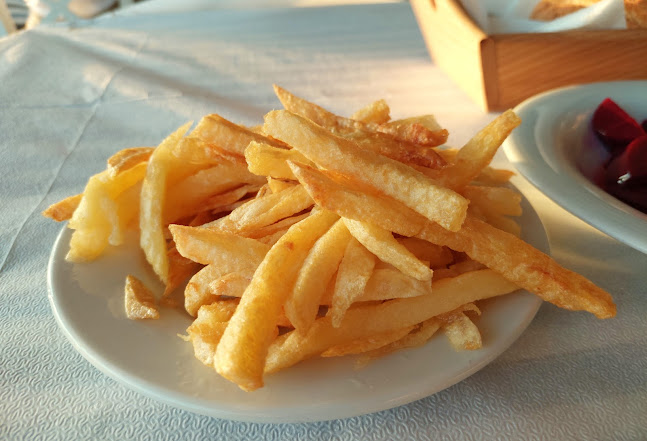 Ψαροταβέρνα Οι Μουριές - Εστιατόριο