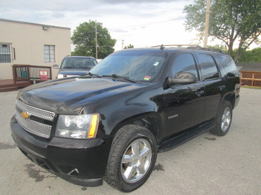 Used Car Dealer «Cars For You inc», reviews and photos, 7009 Stewart Rd, Pleasant Valley, MO 64068, USA