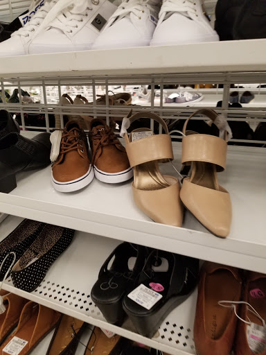 Clothing Store «Ross Dress for Less», reviews and photos, 7455 Greenbelt Rd, Greenbelt, MD 20770, USA