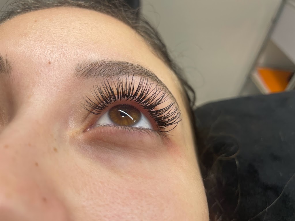 Iris Eyelash & Spa 33126
