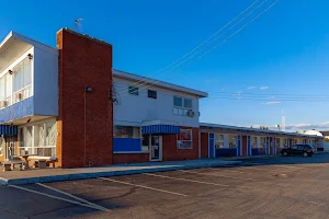 Red Horse Motel image